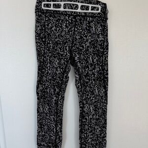 lululemon Black Floral Print Leggings